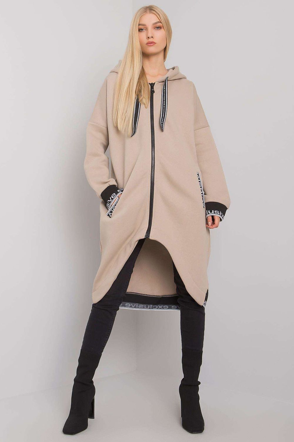 Sweatshirt model 159851